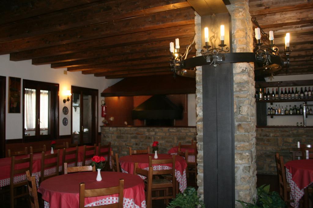 Agriturismo Cascina Del Vai Каїро-Монтенотте Екстер'єр фото