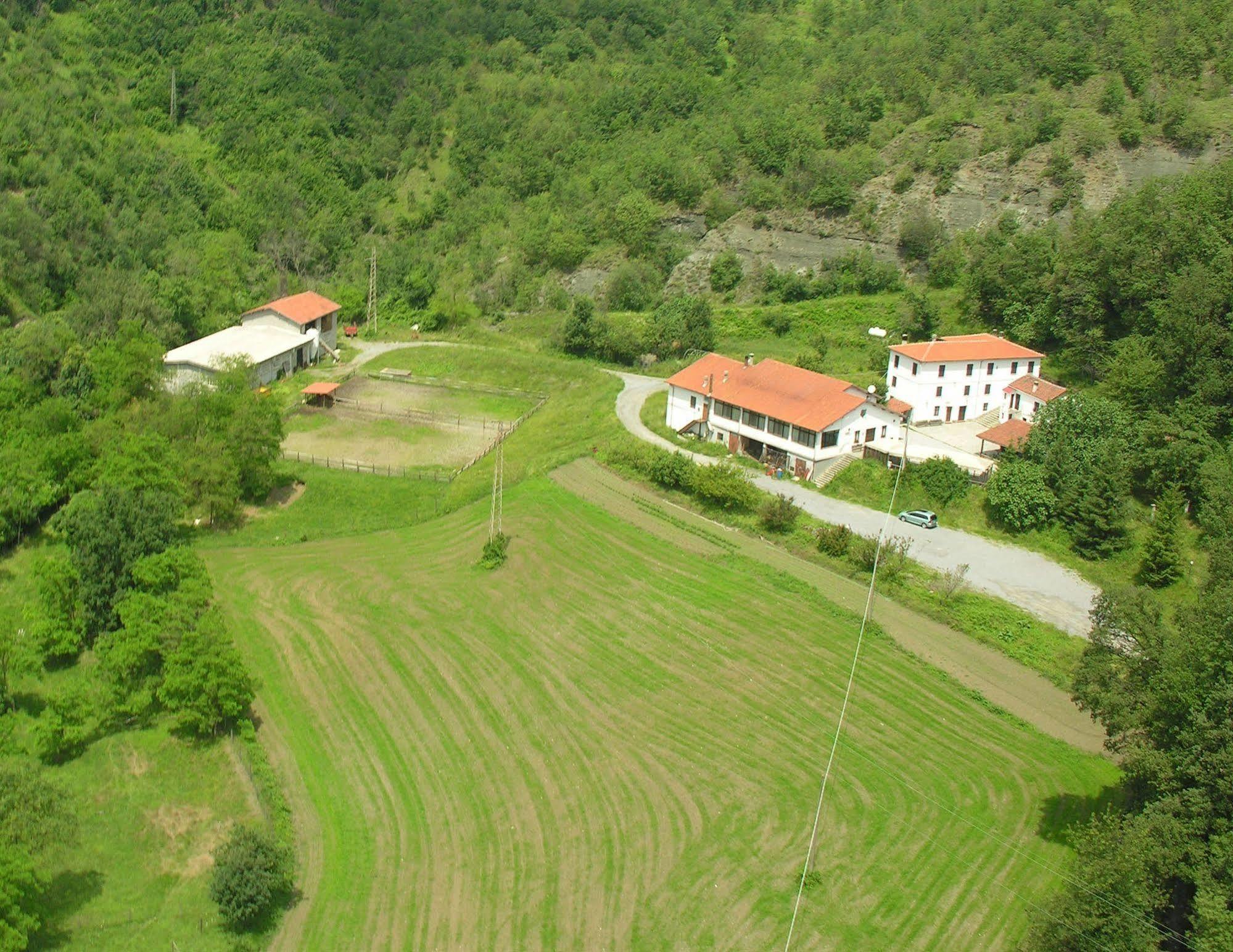 Agriturismo Cascina Del Vai Каїро-Монтенотте Екстер'єр фото